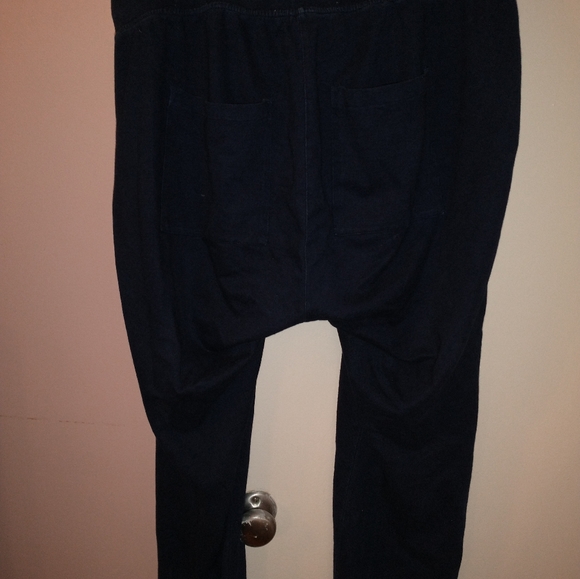 Ladies navy Kenneth Cole joggers, size xl - Picture 4 of 5